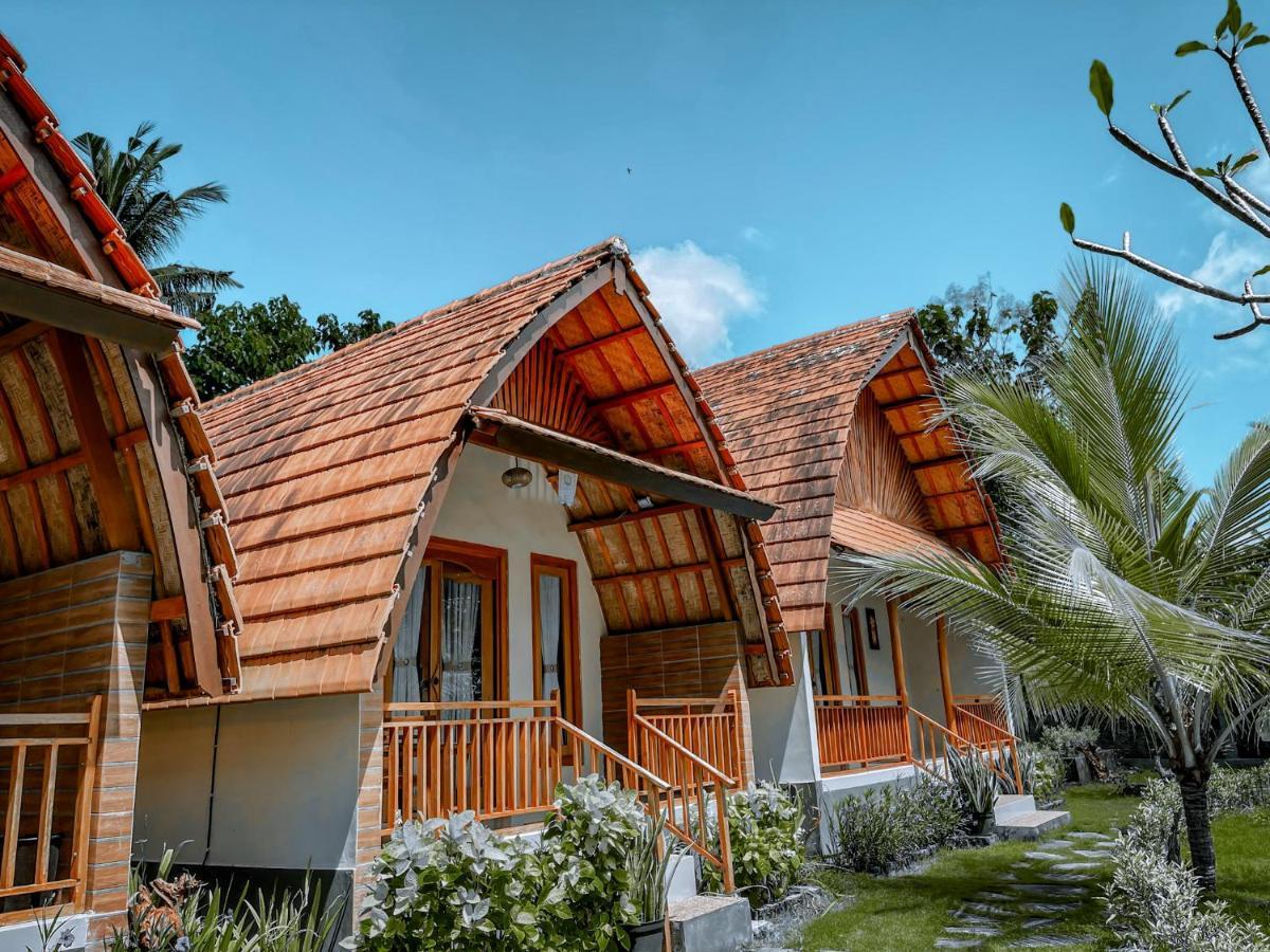 Mertha Sari Resto & Bungalow Klungkung Bagian luar foto